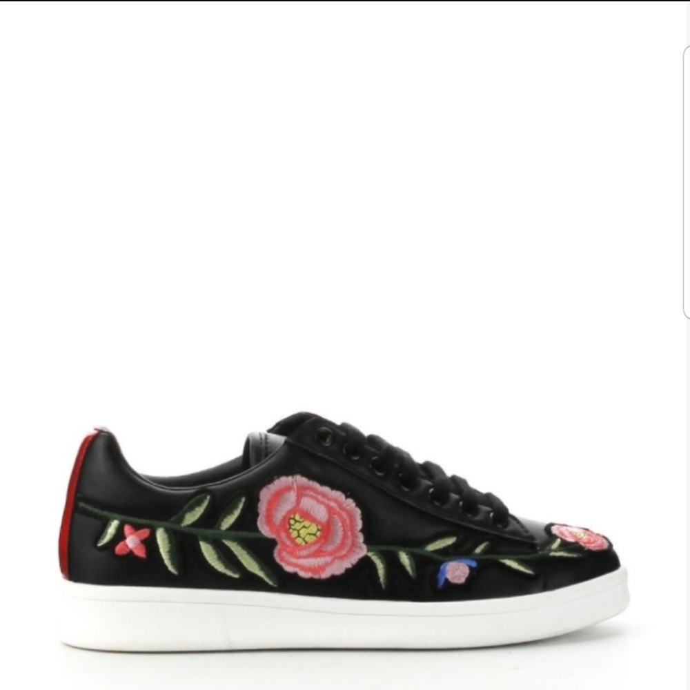 🌺Awesome sneakers with flowers!!!🌸